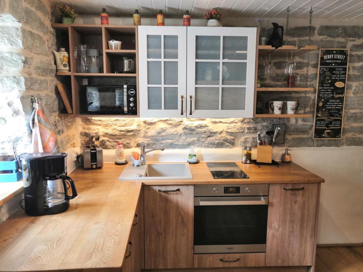 Like Home Apartments Salme 31 Талин Екстериор снимка