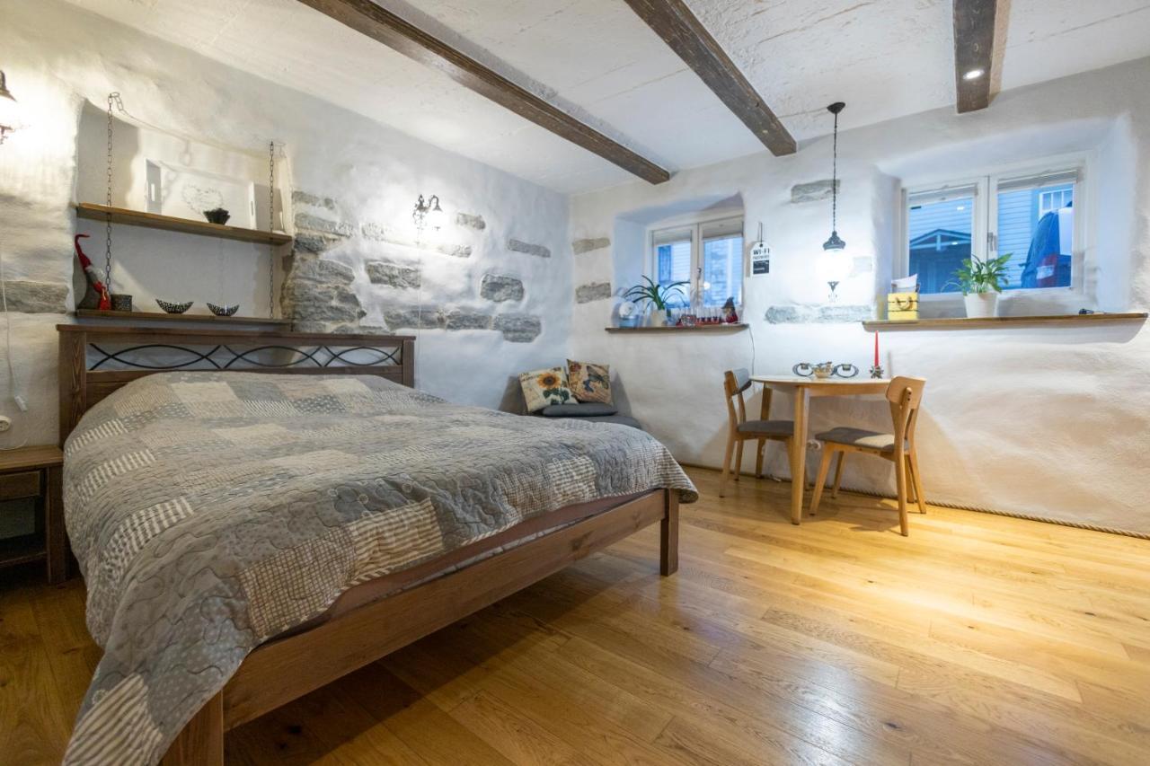 Like Home Apartments Salme 31 Талин Екстериор снимка