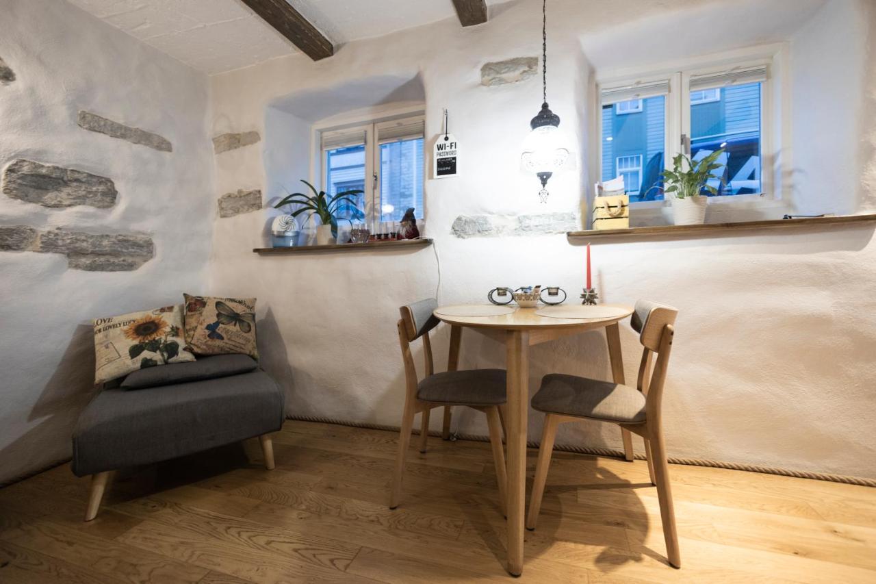 Like Home Apartments Salme 31 Талин Екстериор снимка