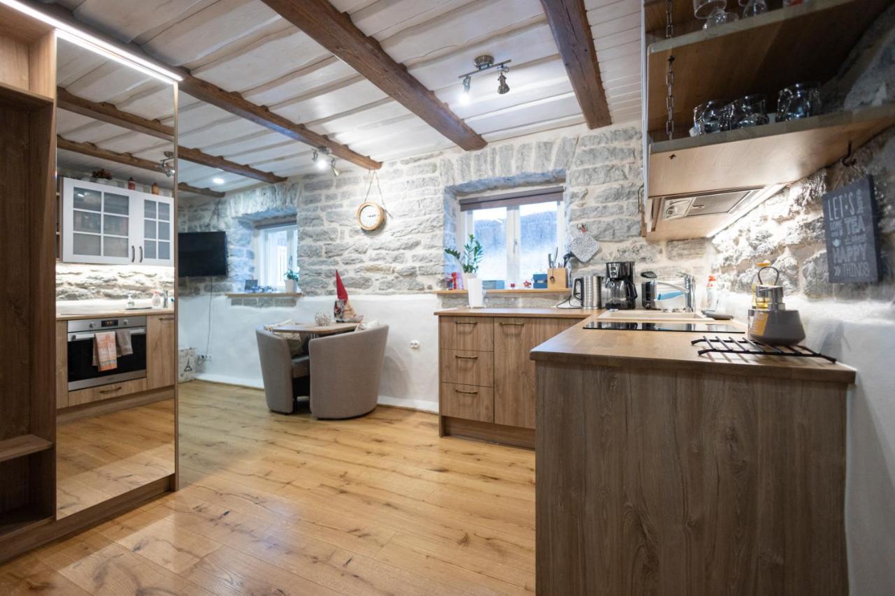 Like Home Apartments Salme 31 Талин Екстериор снимка