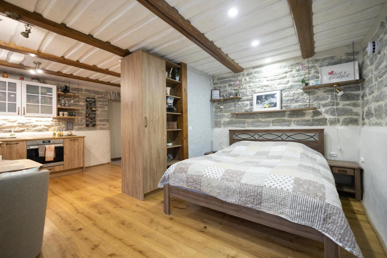 Like Home Apartments Salme 31 Талин Екстериор снимка